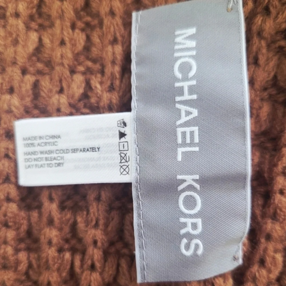 NEW!!! Michael Kors✨️ Women's Brown Knit Hat